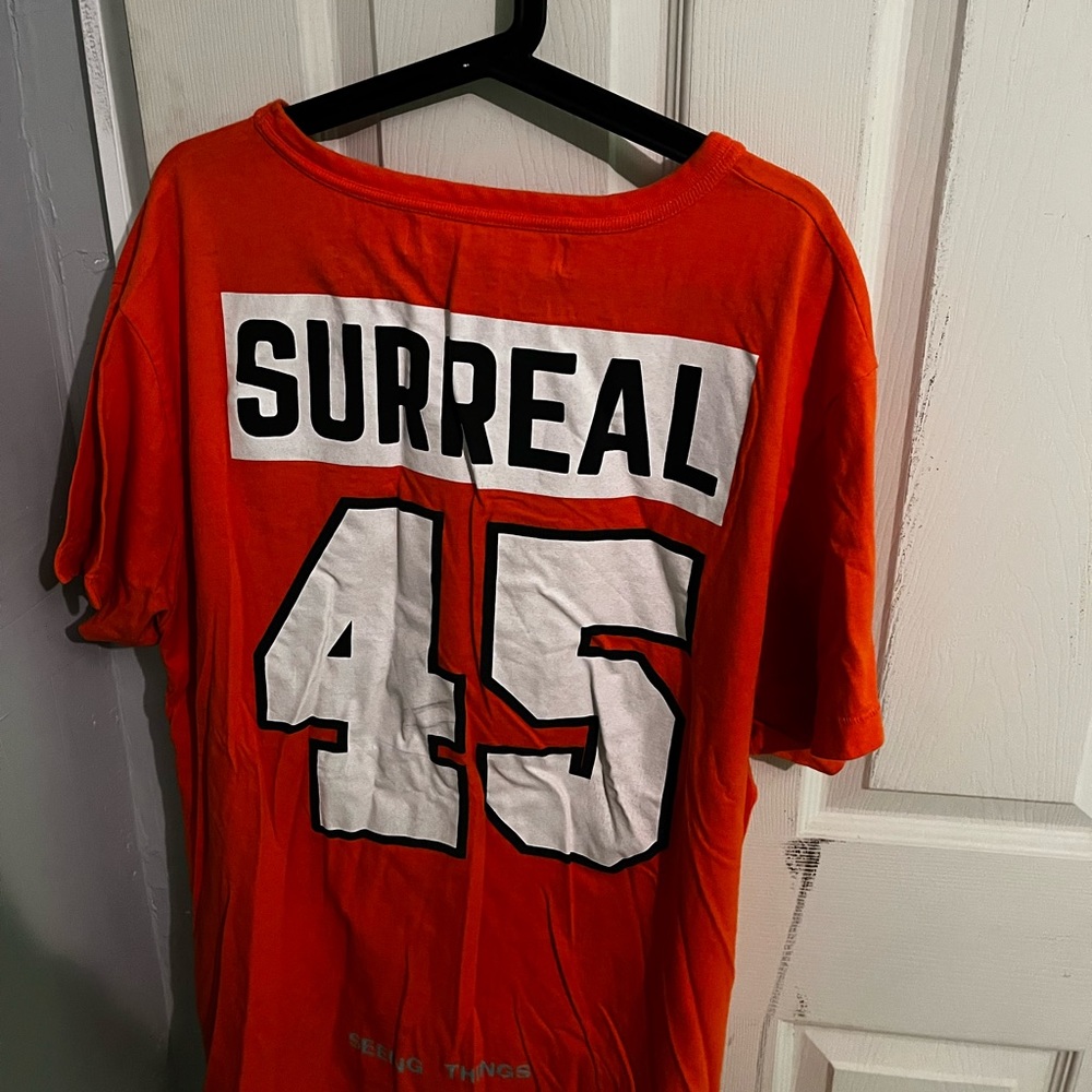 Off- White t shirt